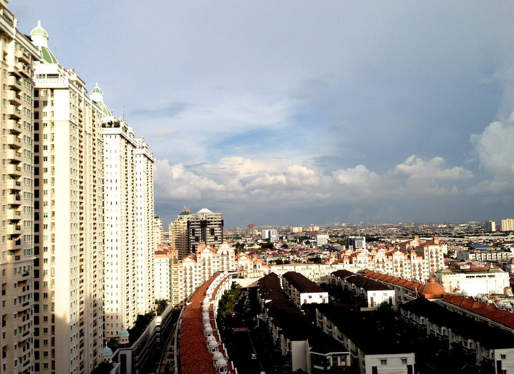 Ravarine Suite Apartment Jakarta Exteriér fotografie