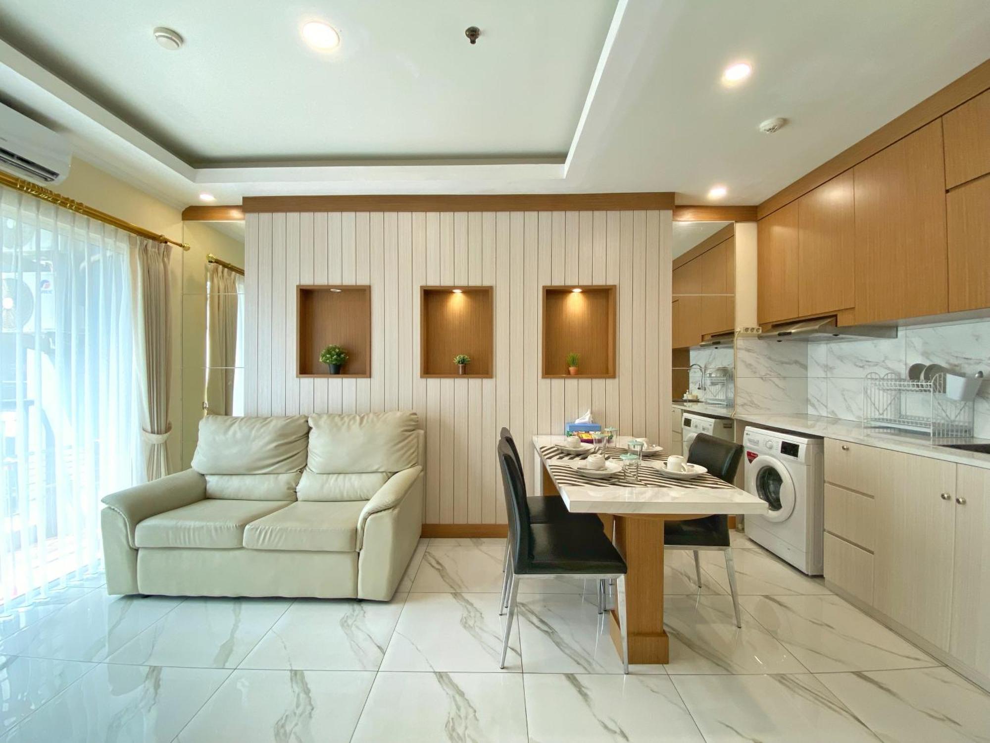 Ravarine Suite Apartment Jakarta Exteriér fotografie